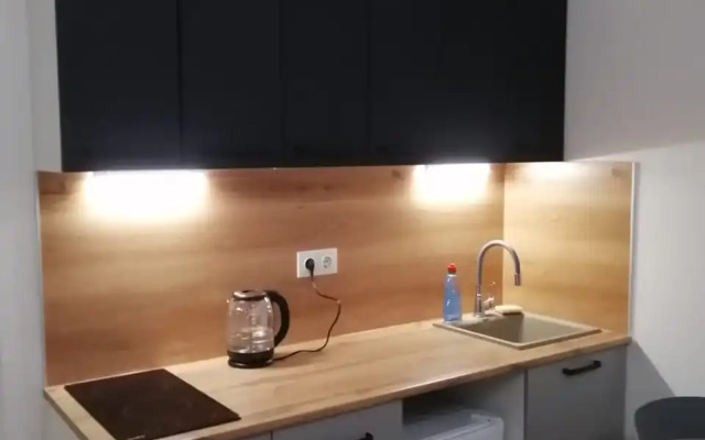 Uyutnaya Studiya Okolo Metro Bulvar Rokossovskogo Apartments
