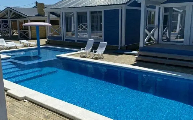 Blue Waves Villa