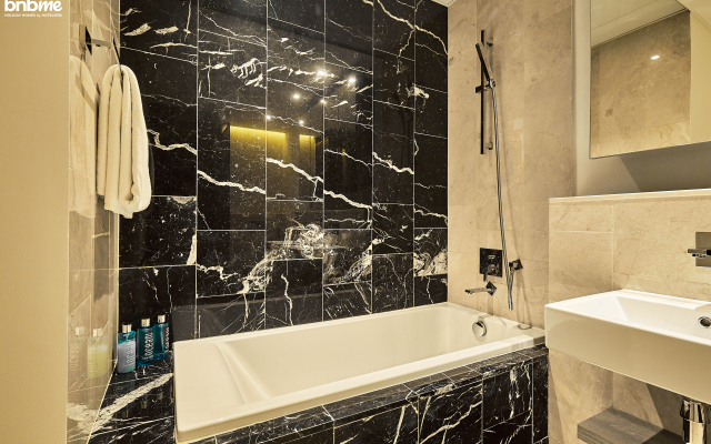 Апартаменты bnbmehomes | Lux Beachfront Getaway on Palm-20412