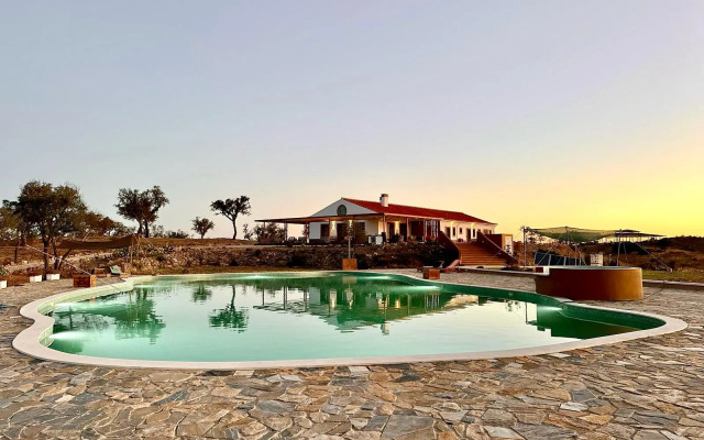 Вилла Mama-Adama Alpaca Farm