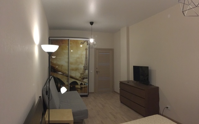 2-Bedroom u Metro Dvigatel Revolyutsii Flat