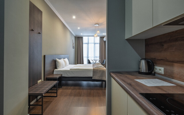 Lamont Apart Hotel