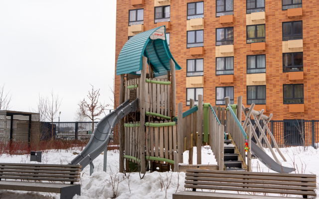 Monako s Zhivopisnym Vidom na Park Flat