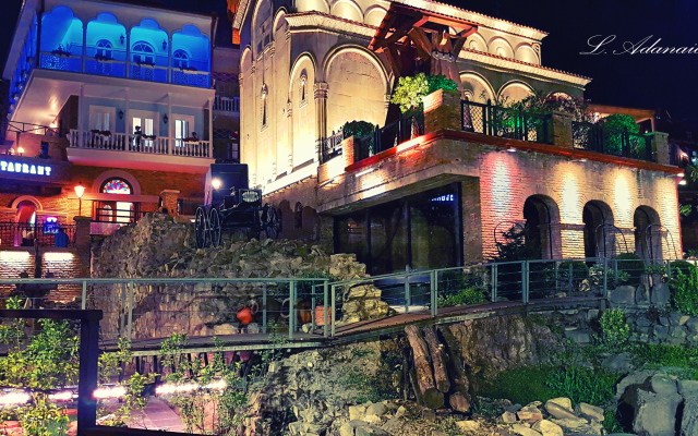 Epic Meidan Hotel