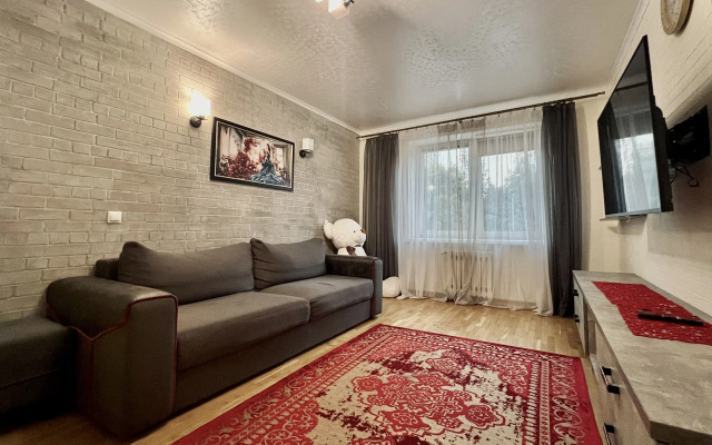 Atmosfernaya Kvartirka V Samom Tsentre Bresta Apartments
