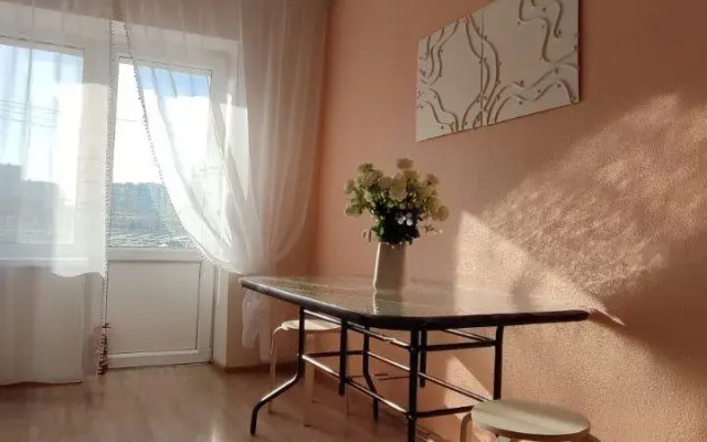 Квартира Уютная 2х Комнатная квартира в Дзержинском районе