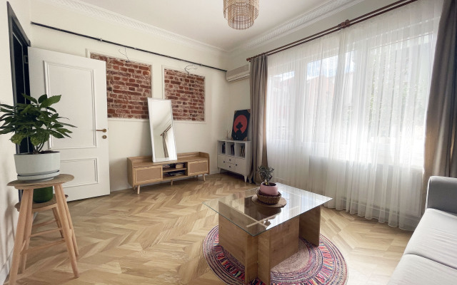 Апартаменты 2BR+2Bath entire apt with Balcony at central location
