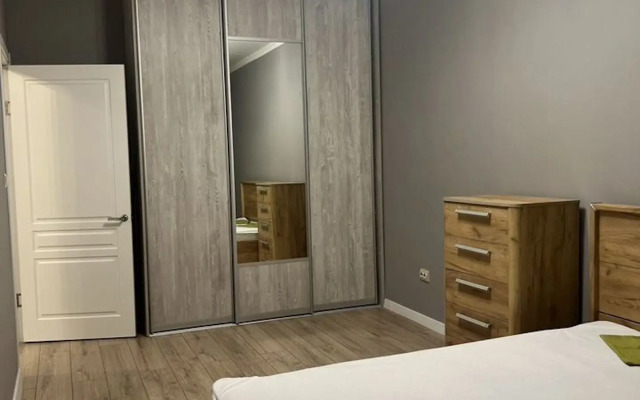 Na Ulitse Borsoyeva 77 Flat
