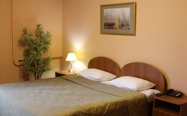 Отель Кристалл