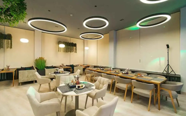 Sun Hotel