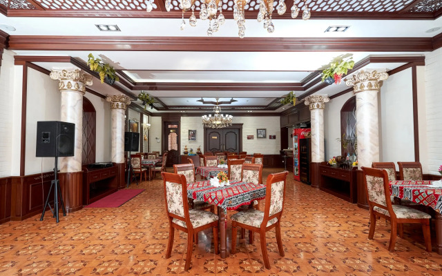 Rakat Plaza Hotel