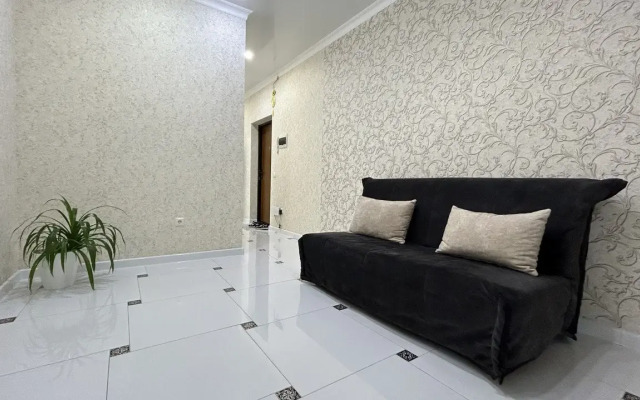 Semeyny Lyuks Apartments