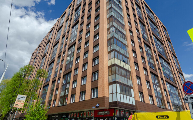 Na 12m Etazhe Flat
