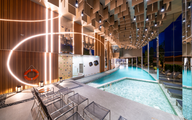 Oakwood Suites Tiwanon Bangkok Hotel