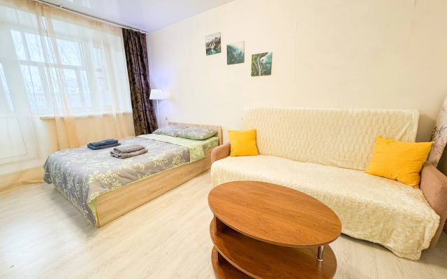 S zaseleniem 24/7 luchshiy servis posutochno 50 Flat