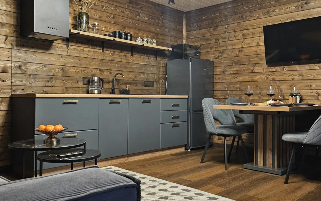 Частный дом большой