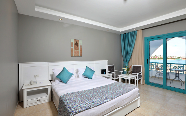 SUNRISE Garden Beach Resort