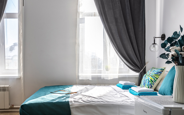 Uyutnaya studiya u metro Krasnoselskaya Apartments