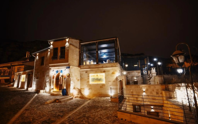 Misty Cave Hotel