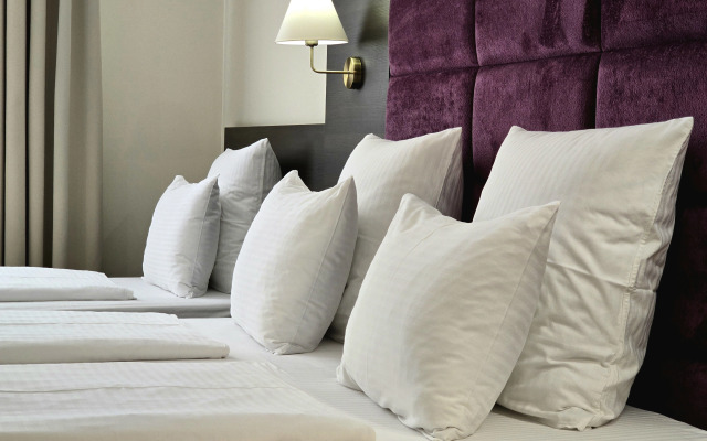 Velara Hotel