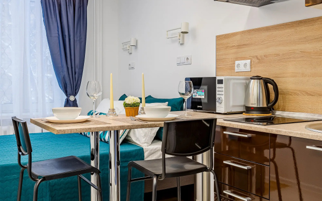 Apartamenty InHome24 v 3-5 minutah hot'by ot ostanovok obsestvennogo transporta