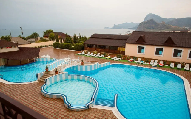 Grand Hotel