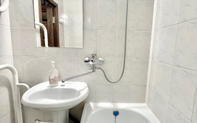 Апартаменты Карла Маркса 70