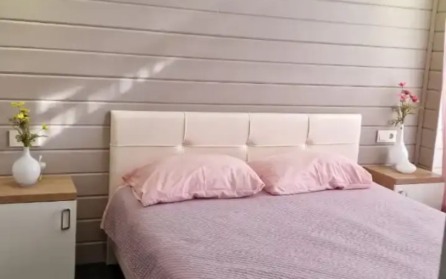 Forest Lake Guest house