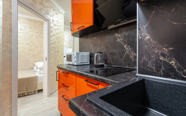 Uyutnaya dlya 4 gostey ryadom s parkom Yuzhnoy kul'tury Flat