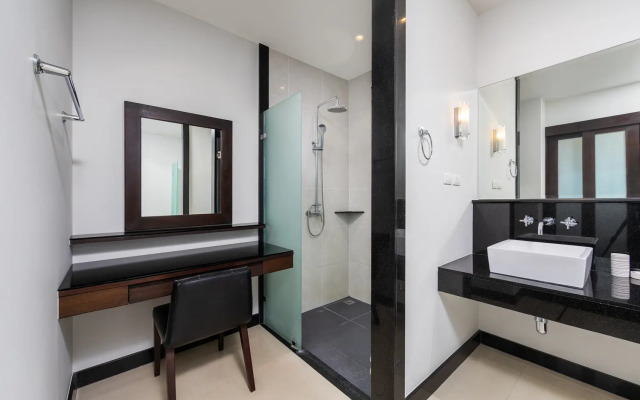 Tayandu 2BR Private Pool Nai Harn Beach Villa