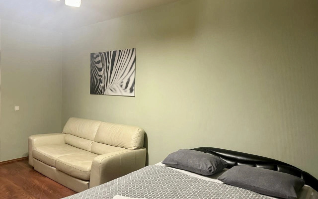 Квартира ApartHause | 3 минуты до Екатеринбург-Арена