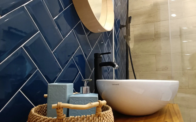 Uyutnaya 2-Khkomnatnaya Na Rechnoy Naberezhnoy Flat