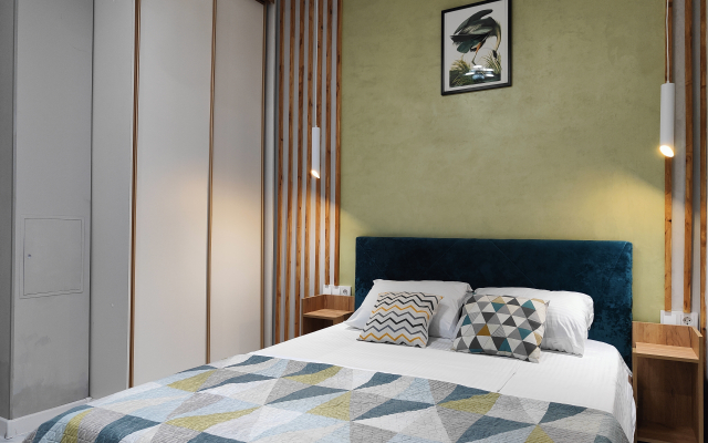 Stilnye S Otdelnym Vhodom Apartments