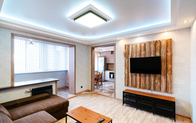 Loft Delux On Maslenikova 78 Apartments