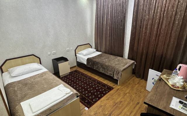 RATMINA Hotel