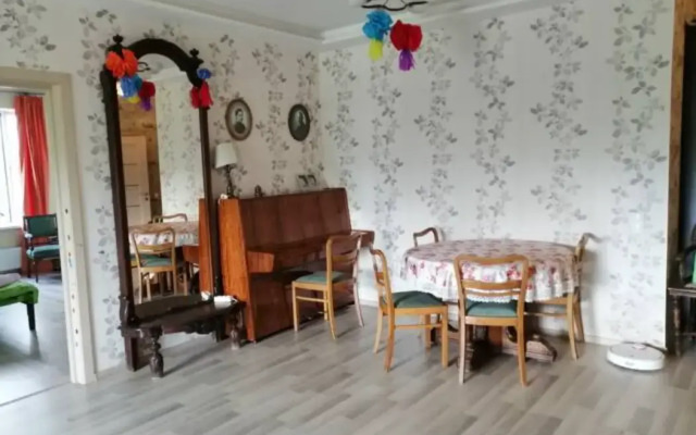 Квартира Огромная Квартира в Новом Доме