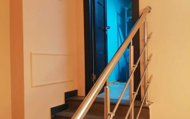 WeekendSleep Hostel