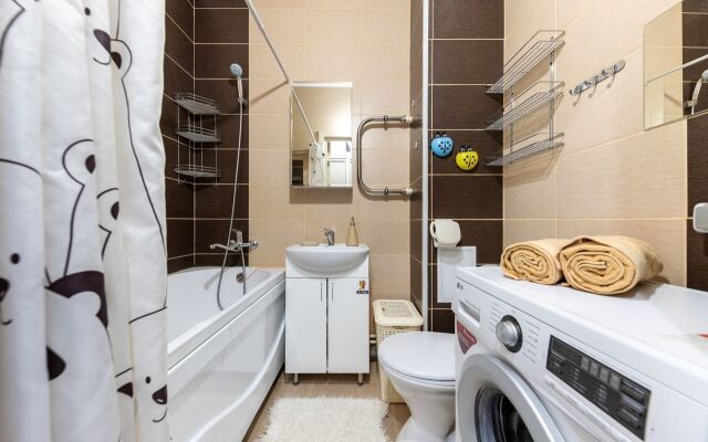 Na Shuvalova 19 Flat