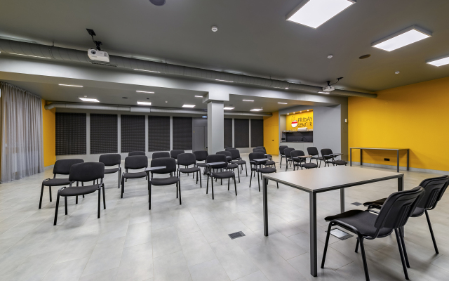 Friday Center Hostel