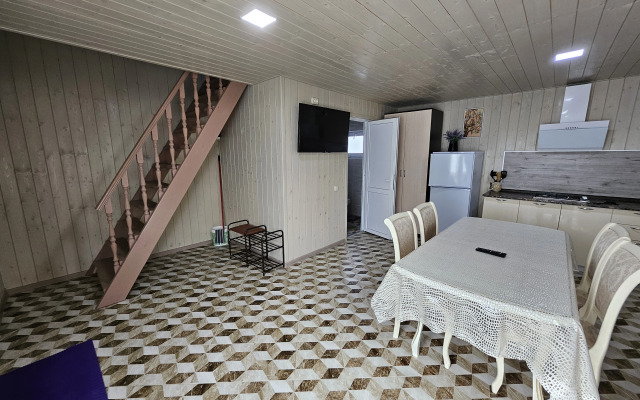 Гостевой дом С.Знаменское - пляж Беляус