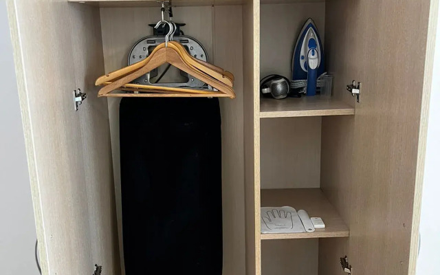 Parusnaya 21 Apartment 1