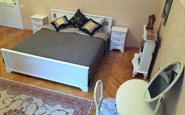 Апартаменты PinchApartments on Malaya Morskaya