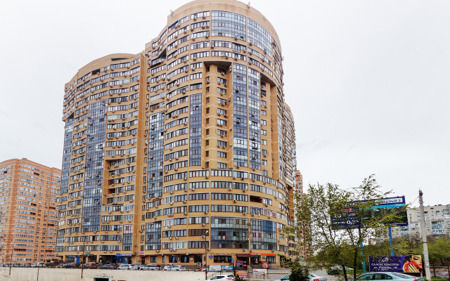 Апартаменты с видом на город с 22 этажа