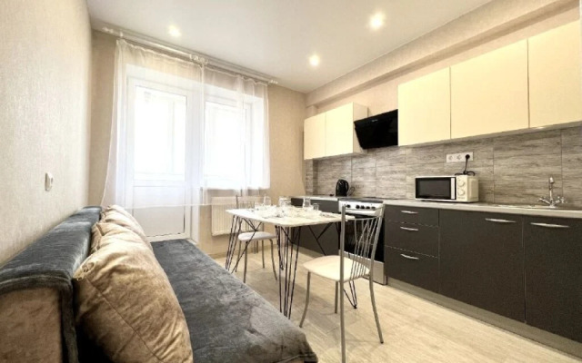 Апартаменты 1 на Пухова 56