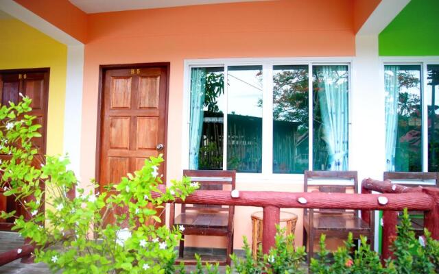 Lanta Emerald Bungalow