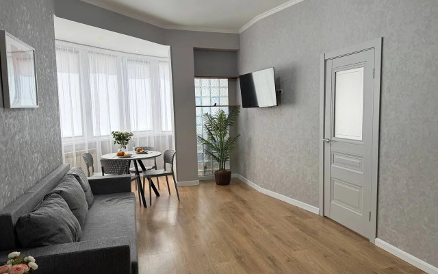Dvukhkomnatnaya Ryadom S Morem Flat