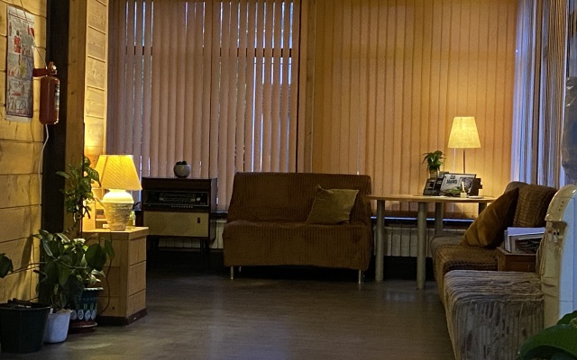 Отель Лукино