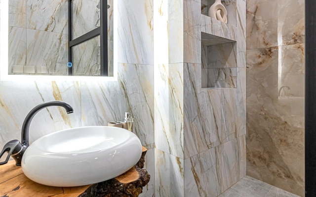 Апартаменты 2 Космонавтов 108Е