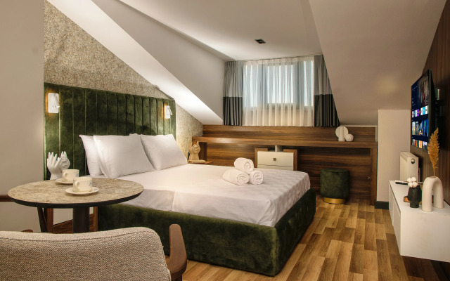 la mia suites Hotel