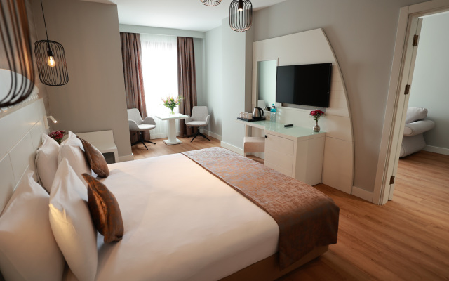 Nova Plaza Orion Hotel